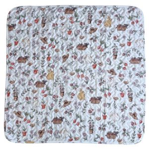 שטיח ארנבונים ופרחים שמנת